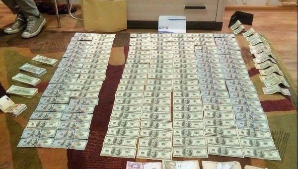 При обыске у судьи в Днепре найдены более $54