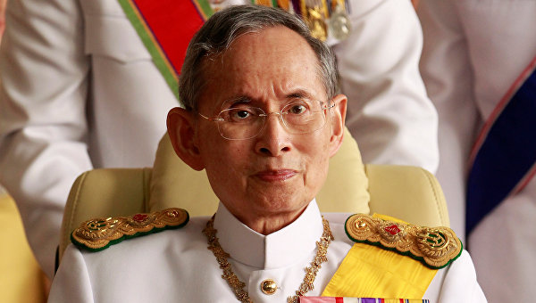 Король Таиланда Пхумипхон Адулъядет (Рама Девятый)