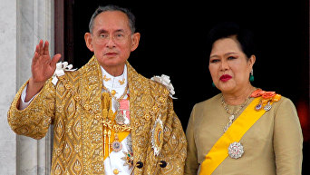 Король Таиланда Пхумипхон Адулъядет