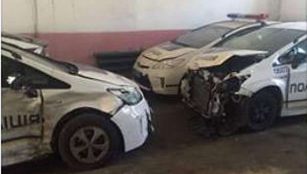 Разбитые полицией Toyota Prius