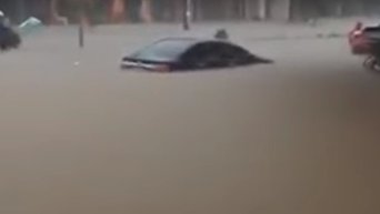 Наводнение во Вьетнаме, погиб 31 человек. Видео