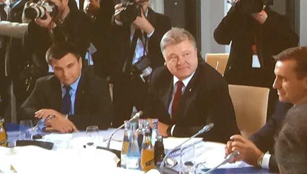Павел Климкин и Петр Порошенко на встрече глав нормандской четверки в Берлине