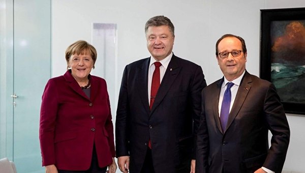Канцлер Германии Ангела Меркель, президент Украины Петр Порошенко, президент Франции Франсуа Олланд