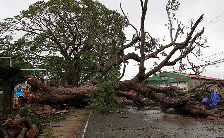 Супертайфун Лавин на Филиппинах