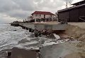Часть новой набережной в Затоке обрушилась в воду во время шторма