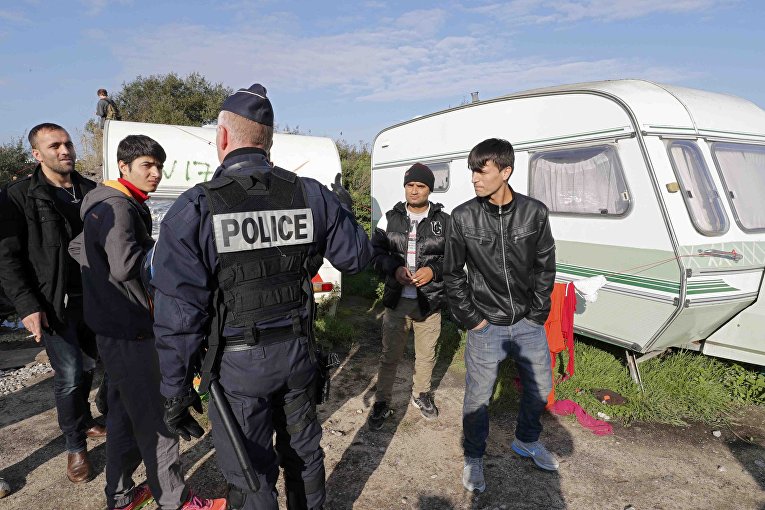 Снос лагеря беженцев во французском Кале