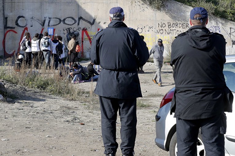 Снос лагеря беженцев во французском Кале