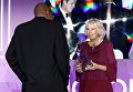 Американец Пол Битти стал лауреатом британской Букеровской премии в 2016 году