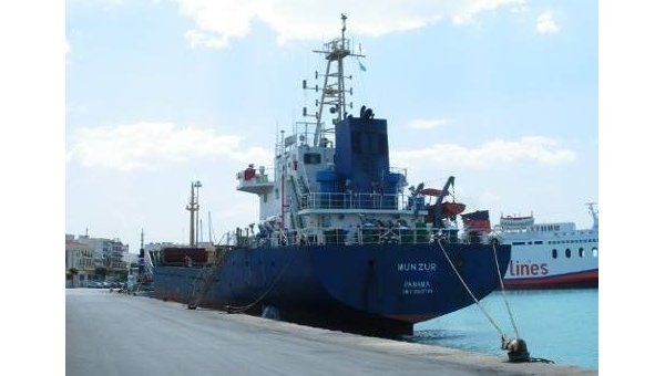 Задержанное в Италии судно Munzur