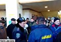 Как активисты Свободы в Николаеве на сессию облсовета прорывались. Видео