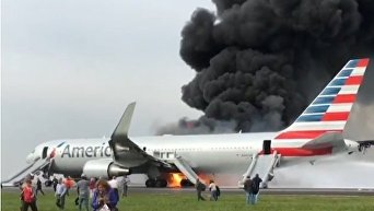 В Чикаго загорелся Boeing. ВИДЕО