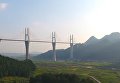 Первый в мире многопролетный вантовый мост открылся в Китае. Видео