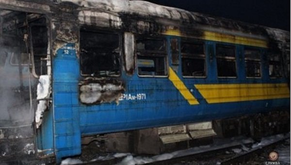 Пассажирский поезд загорелся в Тернополе