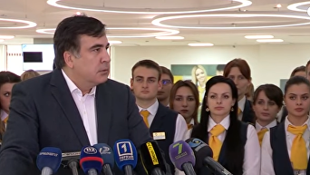 Саакашвили раскритиковал закрытие Центра админуслуг: вот она жизнь по-новому. Видео
