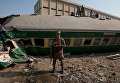 Столкновение поездов в Пакистане, количество погибших превысило 20 человек