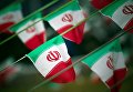 Флаги Ирана на площади в Тегеране