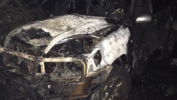 В Киеве сожгли автомобиль экс-депутата