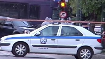 На месте теракта у посольства Франции в Афинах