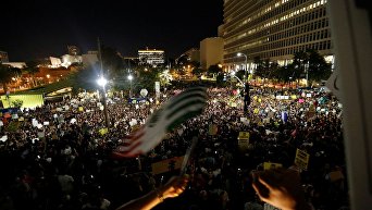 Протесты против избрания Трампа президентом США в Лос-Анджелесе