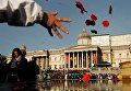 Празднование Дня перемирия на Трафальгарской площади в Лондоне