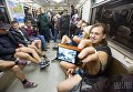 Флешмоб Поездка в трусах в метро в Киеве