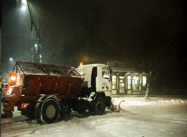 Расчистка снега в Киеве