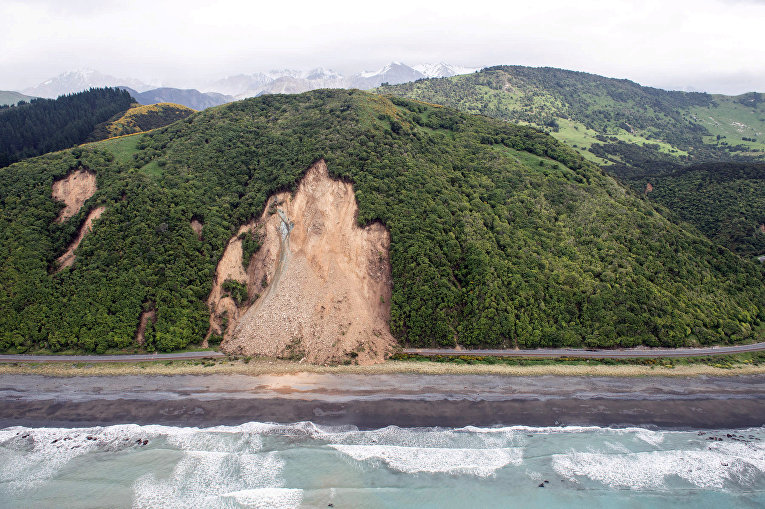 Прорыв дамбы в Новой Зеландии в результате землетрясения