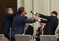Драка Юрия Бойко и Олега Ляшко на согласительном совете в Верховной Раде