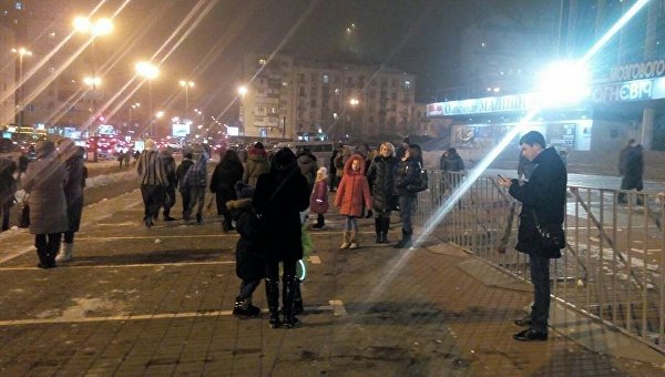 Ситуация возле дворца Украина в Киеве