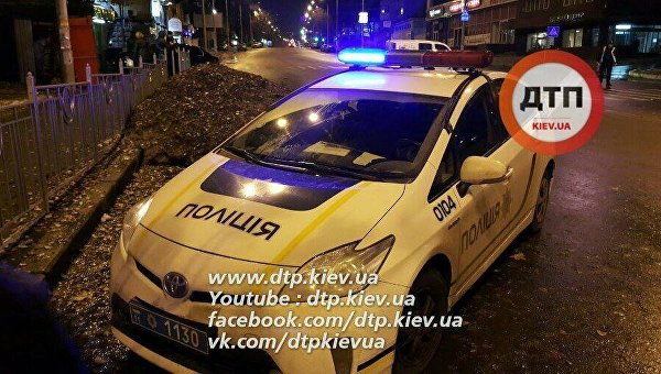 Ночью в Киеве на Большой Васильковской пьяный прохожий ударил патрульную полицейскую