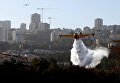 Пожарный самолет в израильской Хайфе