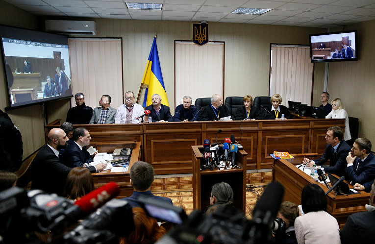 Судебный процесс по делу бывший сотрудников Беркута, обвиняемых в расстрелах на Евромайдане.