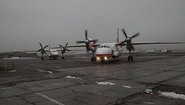 Два спецсамолета Ан-32П Государственной службы по чрезвычайным ситуациям