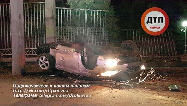 В Киеве на проспекте Победы в результате ДТП погибла девушка