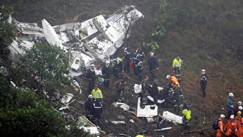На месте крушения самолета возле Медельин, Колумбия