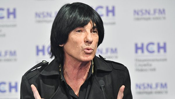 Лидер французской группы Space Дидье Маруани на пресс-конференции, посвященной урегулированию ситуации вокруг авторских прав с певцом Филиппом Киркоровым.