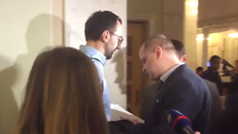 Лещенко сбежал от представителя НАПК в Раде. Видео