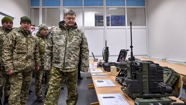 Петр Порошенко открыл тренировочный центр сил специальных операций ВСУ