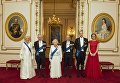 Официальный портрет членов Королевской семьи Великобритании