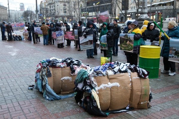Кличко, спаси от мусорного кризиса!: митинг под КГГА