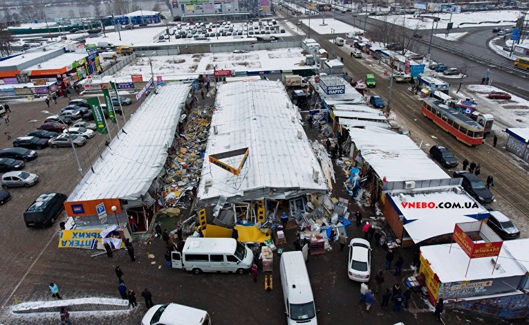 Снос МАФов на рынке на Оболони в Киеве