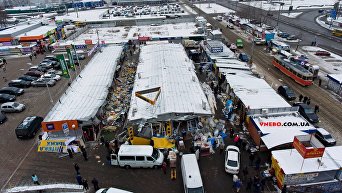 Снос МАФов на рынке на Оболони в Киеве