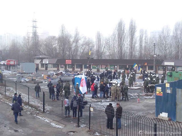 Ситуация на рынке возле метро Харьковская в Киеве