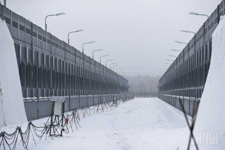 Площадка строительства хранилища отработанного ядерного топлива сухого типа (ХОЯТ-2) на Чернобыльской атомной электростанции