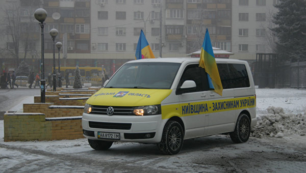 Автоколонна с технической помощью для военных из Киева