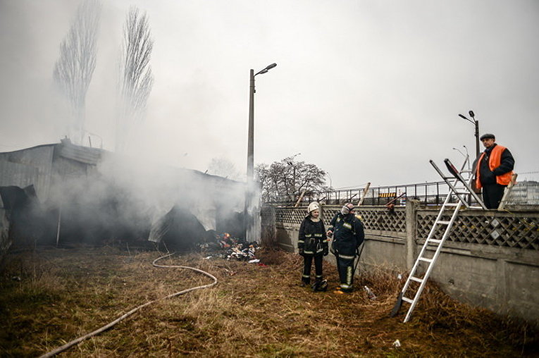 Пожар на рынке в Киеве 25 декабря 2016 года