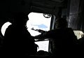 Военнослужащие ВСУ в вертолете на территории АТО