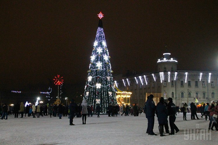 Новогодняя елка в Чернигове