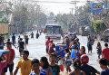 Тайфун Нок-тен обрушился на восточную часть Филиппин в воскресенье. Более 429 тысяч человек были эвакуированы из своих домов, более 330 рейсов пришлось отменить из-за тайфуна. Власти проводят оценку ущерба