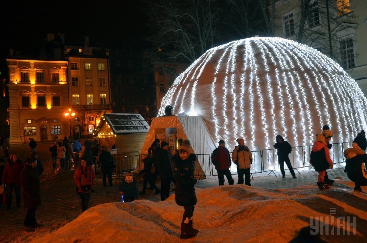 Новогодняя иллюминация во Львове